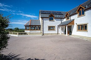 Knights Rest - 4 Bedroom - Princes Gate