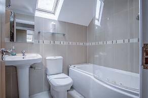 Knights Rest - 4 Bedroom - Princes Gate