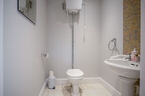 Knights Rest - 4 Bedroom - Princes Gate