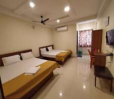 Hotel Santhosh Inn