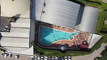 Sarot Thermal Vadi Tatil Köyü -Halal Hotel