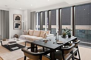 Deluxe two Bedroom Canary Wharf Apartment With River Views