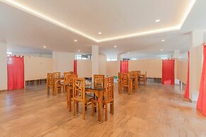 Itsy Hotels Vijaya Comforts, with BAR & restaurant