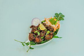 Itsy Hotels Vijaya Comforts, with BAR & restaurant