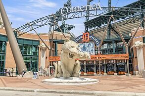 Pet Friendly 5BR Home near Downtown Detroit by RedAwning