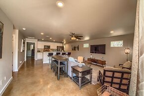 Sattler Haus Rr 464 2 Bedroom Home by RedAwning