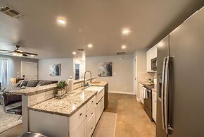 Sattler Haus Rr 464 2 Bedroom Home by RedAwning