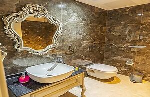 Sarot Thermal Palace Tatil Koyu - Halal Hotel