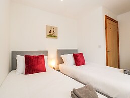 Delphine Lodge, Meadow View Lodges