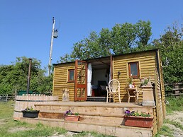 Hawthorn Hut