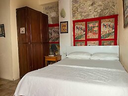 Ayvalık Bonjour Pansiyon