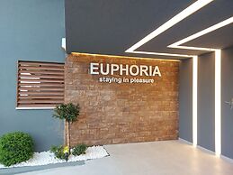 EUPHORIA ''staying in pleasure''