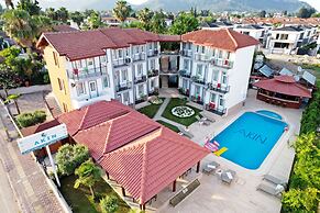Akin Apart and Hotel