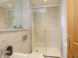 The Margaret Suite Stone Cross Mansion