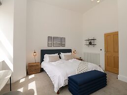 Rowley House at Stone Cross Mansion