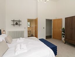 Rowley House at Stone Cross Mansion