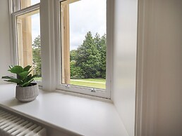 The Kathleen Suite Stone Cross Mansion