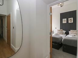 The Kathleen Suite Stone Cross Mansion