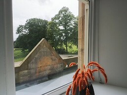 The Kathleen Suite Stone Cross Mansion