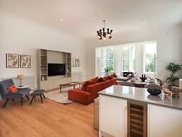 The Kathleen Suite Stone Cross Mansion