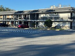 Fairbridge Inn & Suites Richmond Hill
