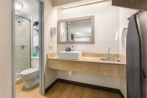 HomeTowne Studios By Red Roof Princeton – Ewing/ Lawrenceville