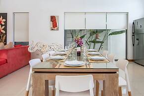 Modern 4BR Pool Villa Virginie Naiharn