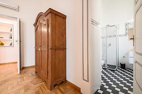 Viale Calascione 7 in Napoli