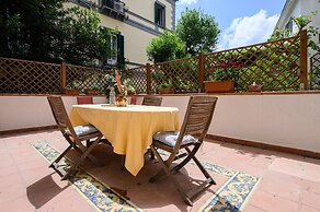 Viale Calascione 7 in Napoli