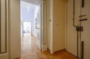 Viale Calascione 7 in Napoli