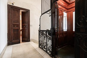 Viale Calascione 7 in Napoli