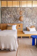 Birdcage 33 Hotel - Adult Only