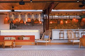 Birdcage 33 Hotel - Adult Only