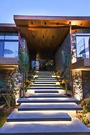 Birdcage 33 Hotel - Adult Only