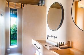 Birdcage 33 Hotel - Adult Only