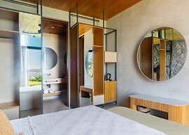 Birdcage 33 Hotel - Adult Only