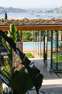 Birdcage 33 Hotel - Adult Only