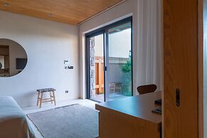 Birdcage 33 Hotel - Adult Only