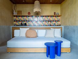 Birdcage 33 Hotel - Adult Only