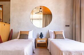 Birdcage 33 Hotel - Adult Only