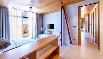 Birdcage 33 Hotel - Adult Only