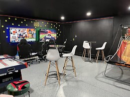 Mansion on Mrytlewood