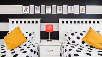 Mansion on Mrytlewood