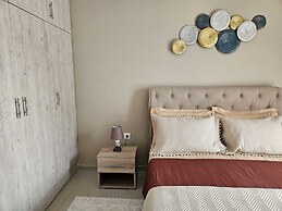 Christa's Home near ATH Airport