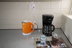 Christa's Home near ATH Airport