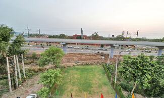 Treebo Grand Town House