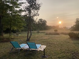 Les Deux Chevaux Guesthouse