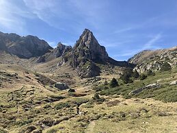 Les Deux Chevaux Guesthouse