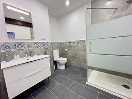 Les Deux Chevaux Guesthouse