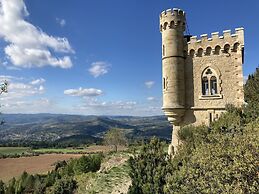 Les Deux Chevaux Guesthouse